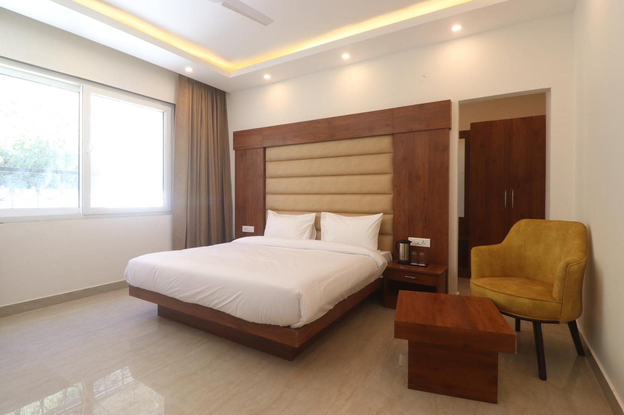 Hotel Mussoorie Heights Деградун Екстер'єр фото